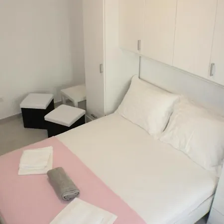 In Mit Terrasse - B55205 Daire *
